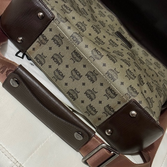 Gorgeous EUC- MCM Marble Visetos Crossbody-Tan/Brown Coated Canvas-Leather Trim - Picture 17 of 17